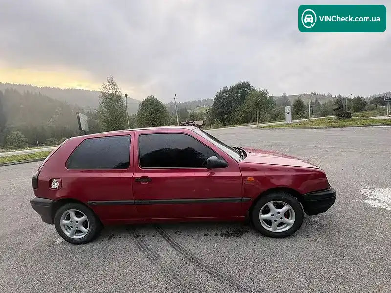 Volkswagen Golf 1992, фото з оголошення 2 з 14, VIN WVWZZZ1HZNW334871