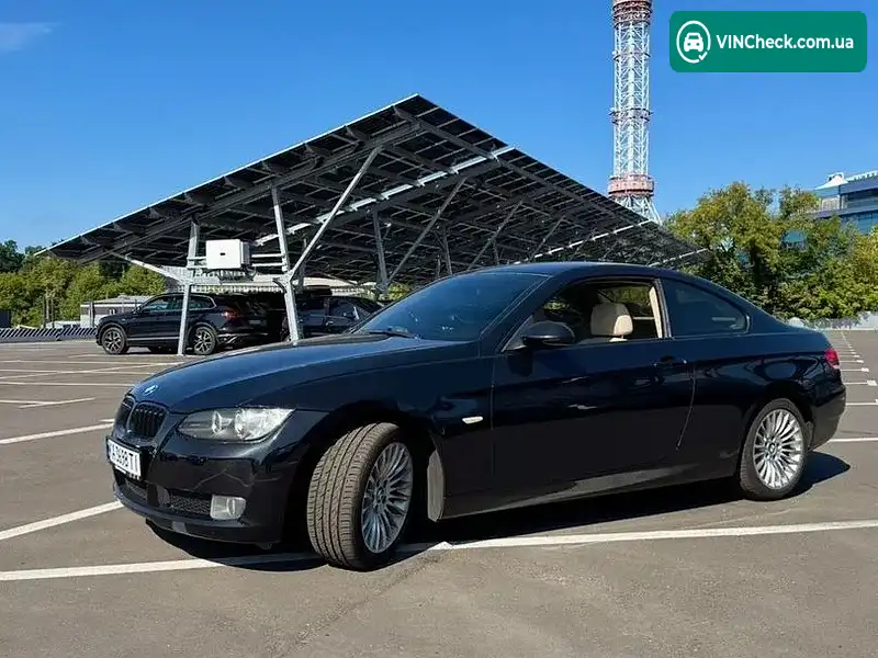 BMW 3 Series 2008, фото з оголошення 1 з 19, VIN WBAWA51000JP99711