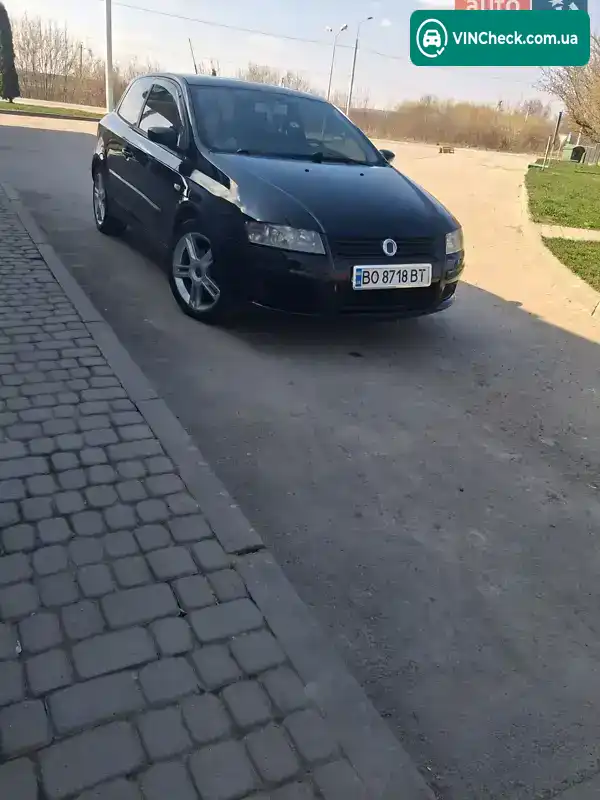 Fiat Stilo 2002, фото з оголошення 2 з 18, VIN ZFA19200000086873