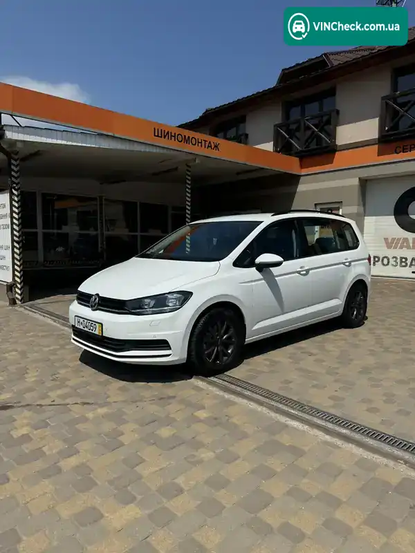 Volkswagen Touran 2017, фото з оголошення 1 з 20, VIN WVGZZZ1TZHW112345