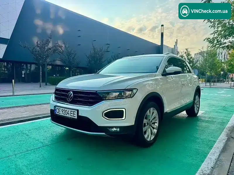 Volkswagen T-Roc 2021, фото з оголошення 1 з 20, VIN WVGZZZA1ZNV072084