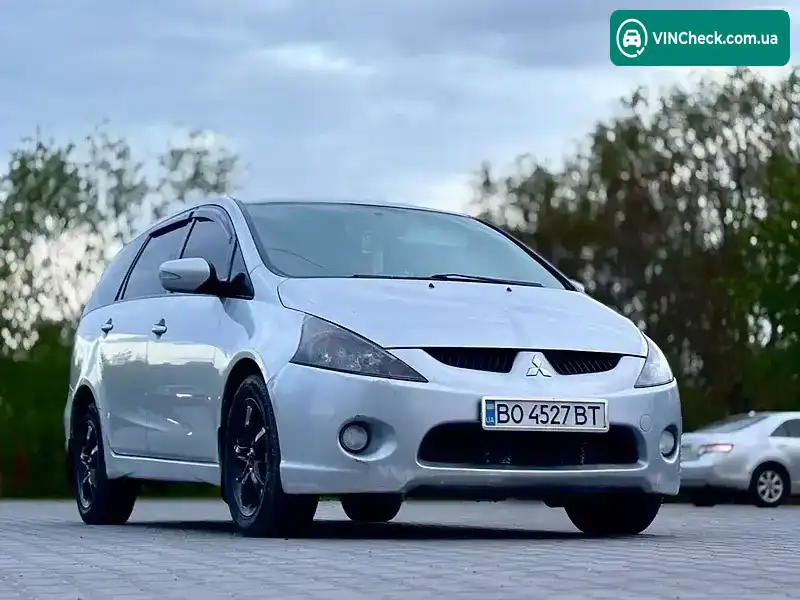 Mitsubishi Grandis 2006, фото з оголошення 2 з 21, VIN JMBLJNA8W6Z014453