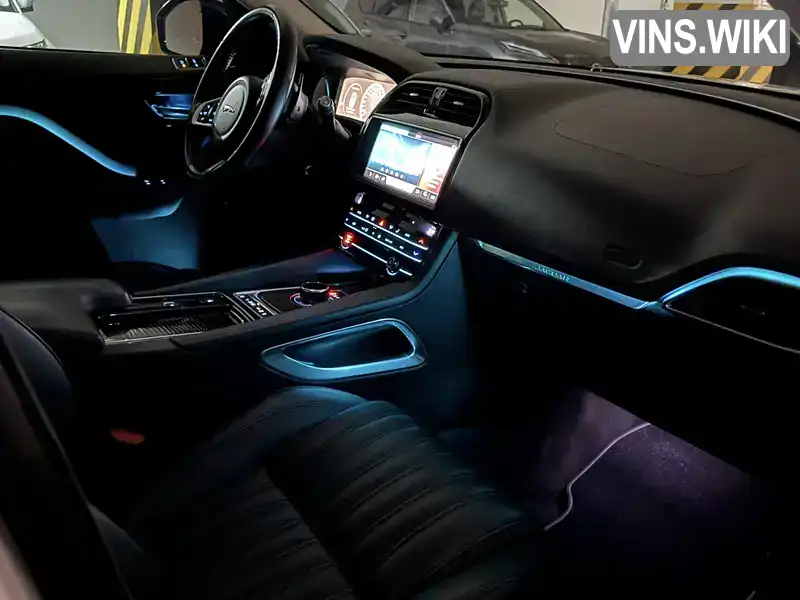 Jaguar F-Pace 2017, фото з оголошення 1 з 21, VIN SADCA2BNXJA264910