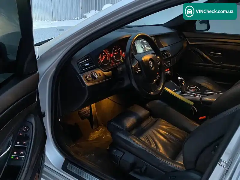 BMW 5 Series 2010, фото з оголошення 2 з 5, VIN WBAMX11070C302771