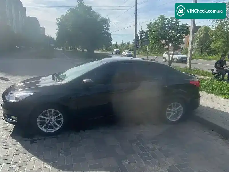 Ford Focus 2018, фото з оголошення 2 з 8, VIN 1FADP3F2XJL288980