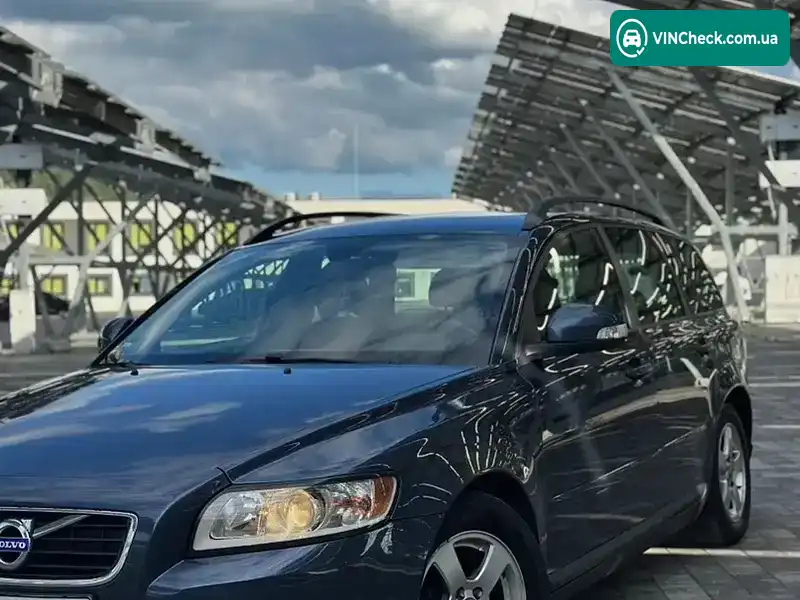 Volvo V50 2011, фото з оголошення 2 з 20, VIN YV1MW84F1B2627840