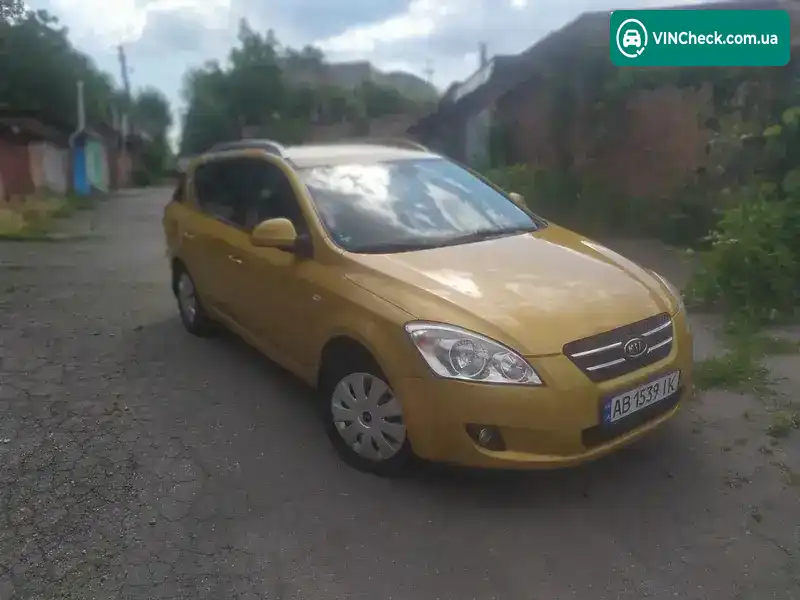 Kia Ceed 2008, фото з оголошення 1 з 18, VIN U5YFF52428L057097