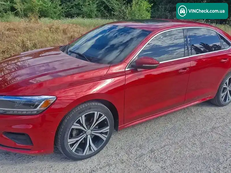 Volkswagen Passat 2019, фото з оголошення 2 з 11, VIN 1VWCA7A36LC003206