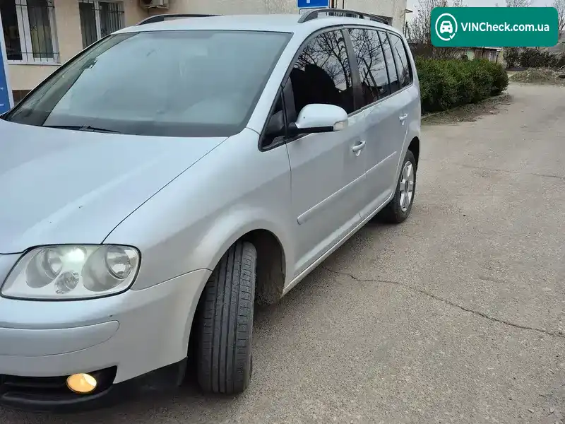 Volkswagen Touran 2006, фото з оголошення 2 з 13, VIN WVGZZZ1TZ6W139024