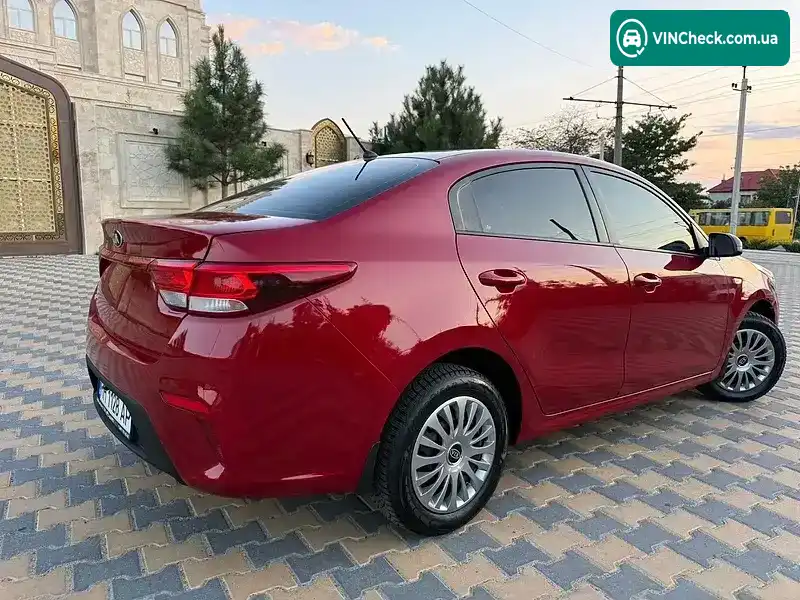 Kia Rio 2018, фото з оголошення 2 з 20, VIN Z94C241ABJR075110