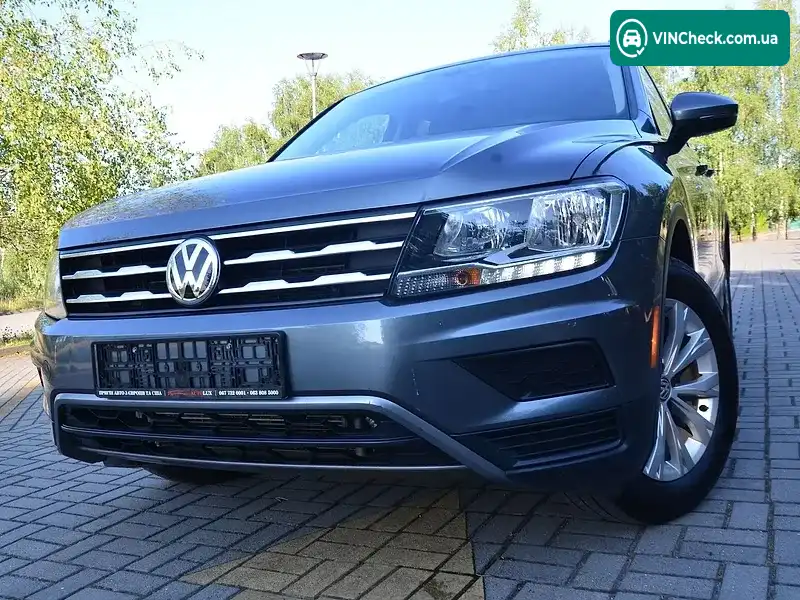 Volkswagen Tiguan 2018, фото з оголошення 1 з 20, VIN 3VV3B7AX9JM170529