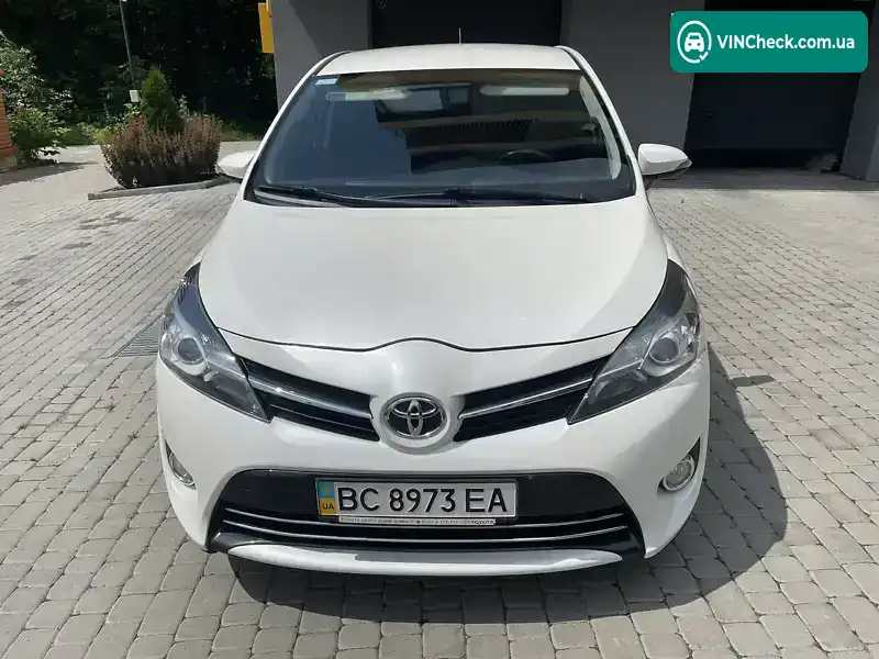 Toyota Verso 2013, фото з оголошення 2 з 20, VIN NMTDG26R90R052530