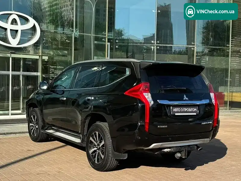 Mitsubishi Pajero Sport 2016, фото з оголошення 2 з 18, VIN MMCGUKS10GHZ00953