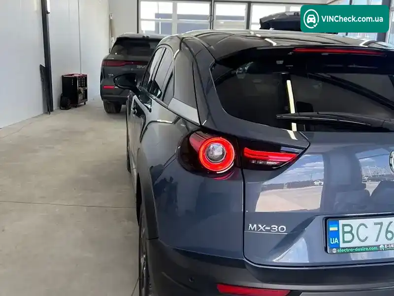 Mazda MX-30 2020, фото з оголошення 2 з 10, VIN JMZDR1WBJ00105847