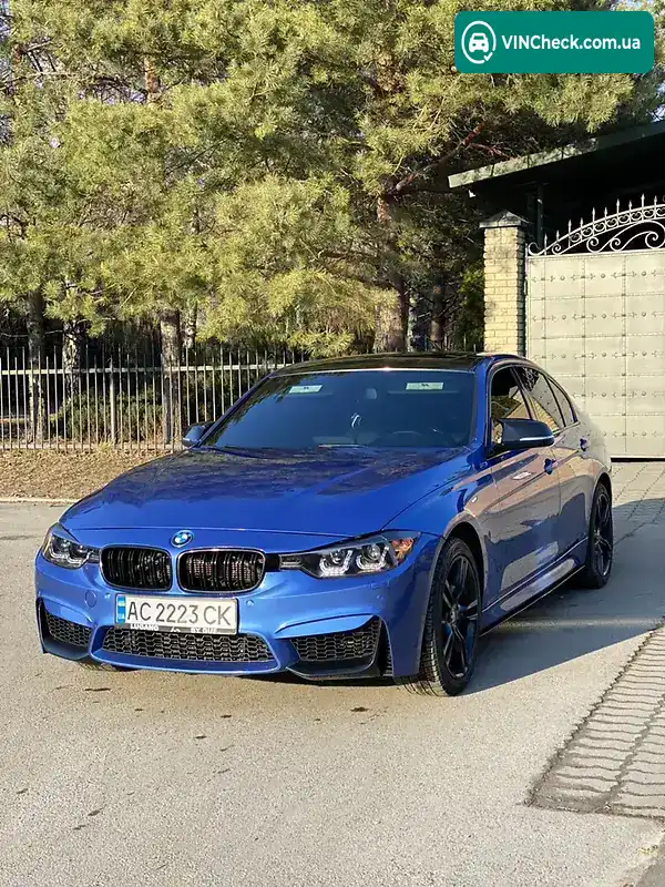 BMW 3 Series 2012, фото з оголошення 2 з 20, VIN WBA3B3C57DF537237