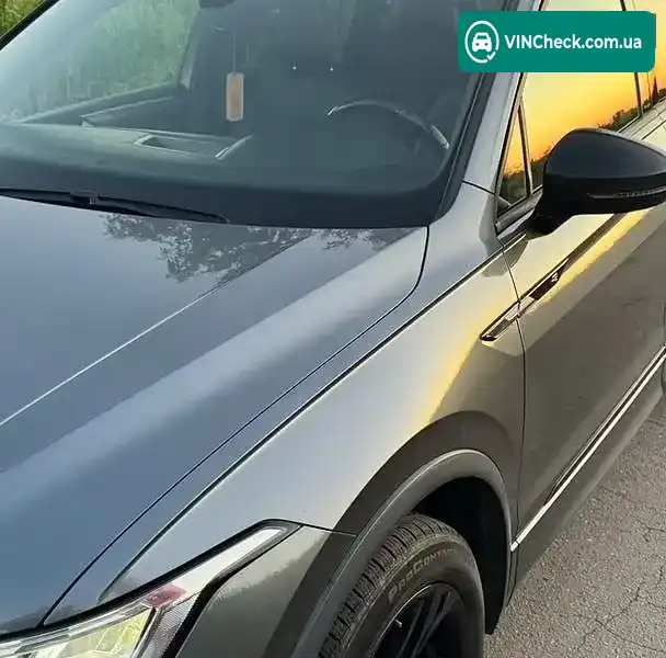 Volkswagen Tiguan 2022, фото з оголошення 2 з 16, VIN 3VVCB7AX8PM035521