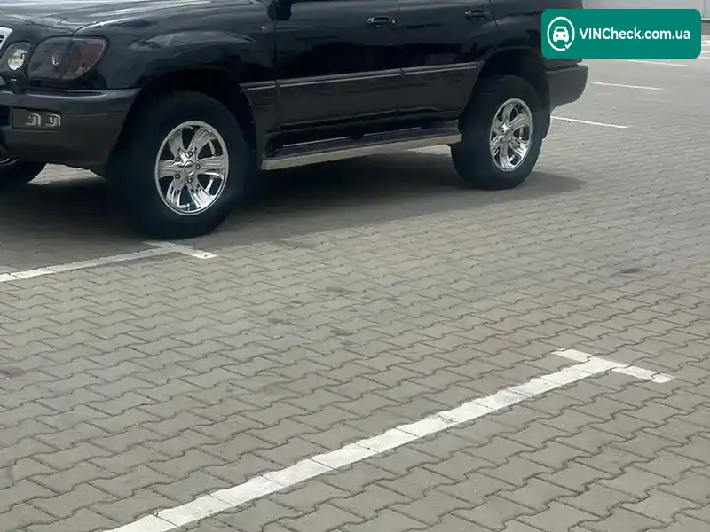 Lexus LX 2005, фото з оголошення 2 з 11, VIN JTJHT00W864005816