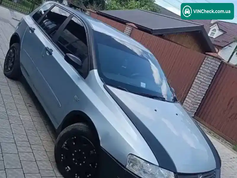 Fiat Stilo 2005, фото з оголошення 2 з 5, VIN ZFA19200000511415