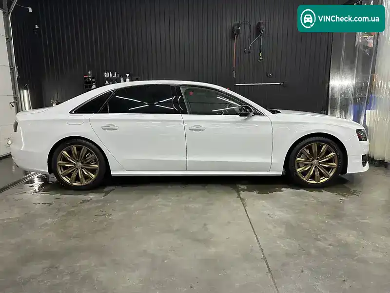Audi A8 2017, фото з оголошення 2 з 14, VIN WAU44AFD0HN014675