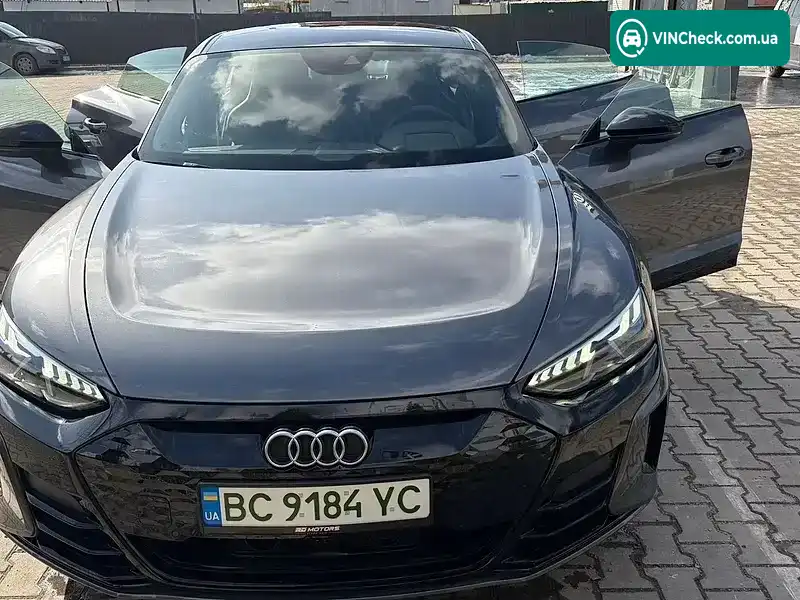 Audi e-tron GT 2021, фото з оголошення 1 з 20, VIN WAUCJBFW6N7001568