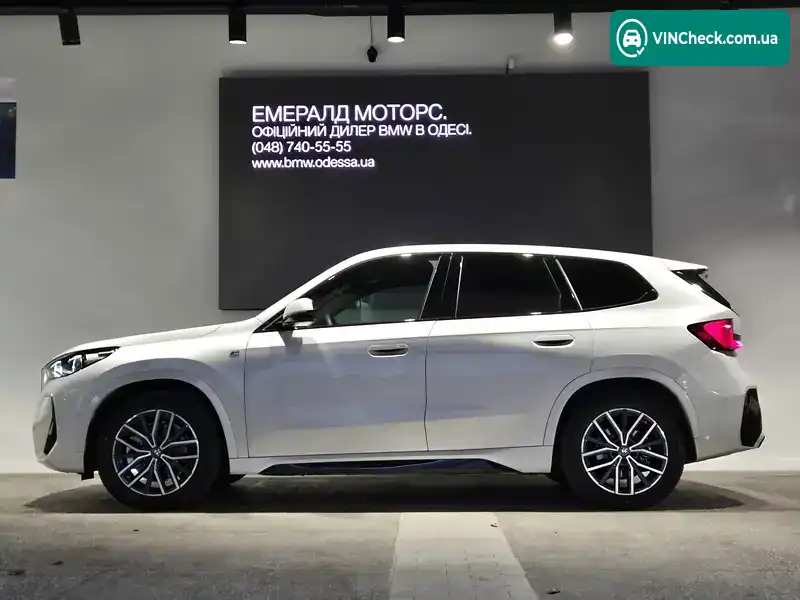 BMW iX1 2025, фото з оголошення 2 з 20, VIN WBY61EF0905293586
