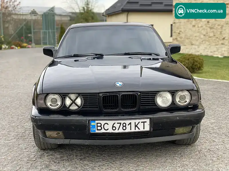 BMW 5 Series 1992, фото з оголошення 2 з 20, VIN WBAHD51070BG42190