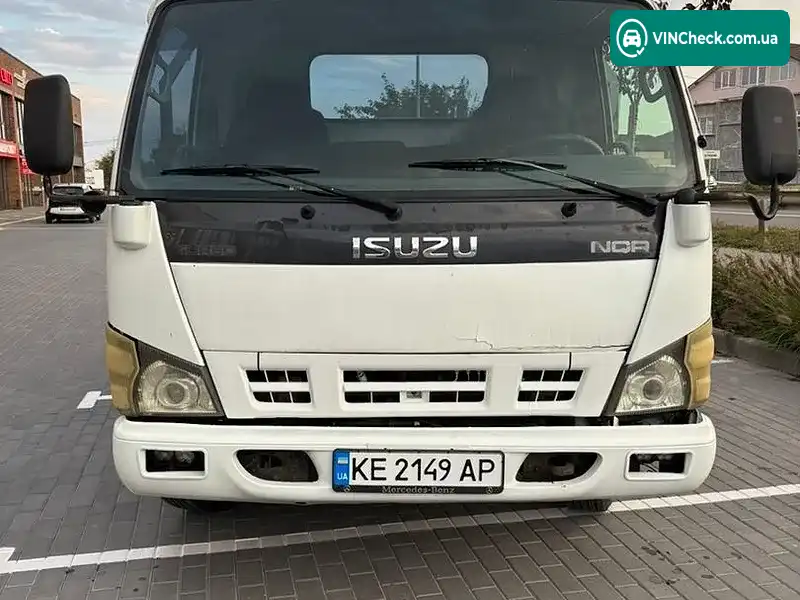 Isuzu NQR 2010, фото з оголошення 2 з 17, VIN Y7BN1R71PAB000079
