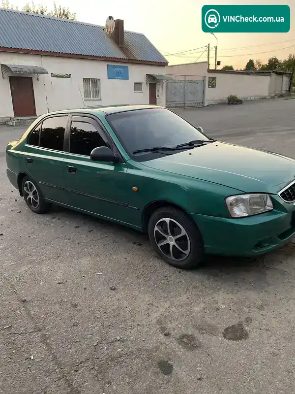 Hyundai Accent 2002, фото з оголошення 2 з 17, VIN KMHCG41FP2U339440