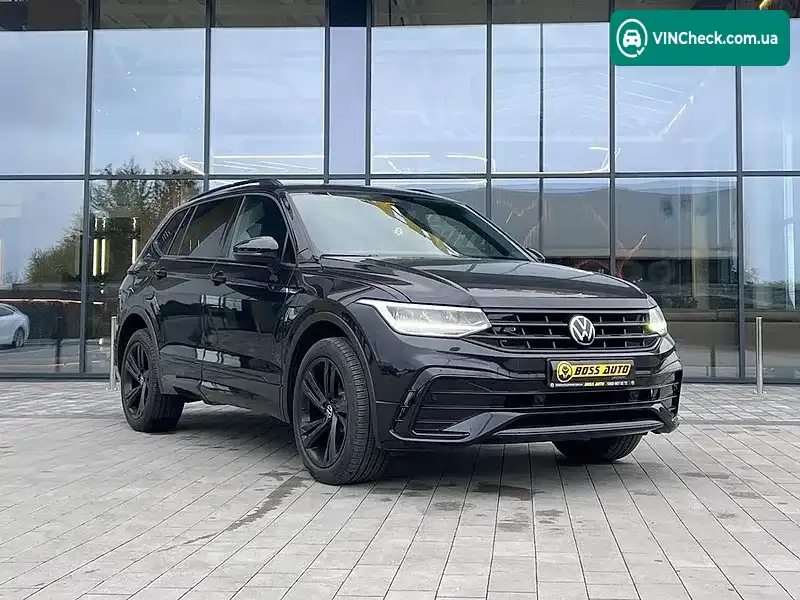 Volkswagen Tiguan 2023, фото з оголошення 2 з 20, VIN 3VVCB7AX3PM101411