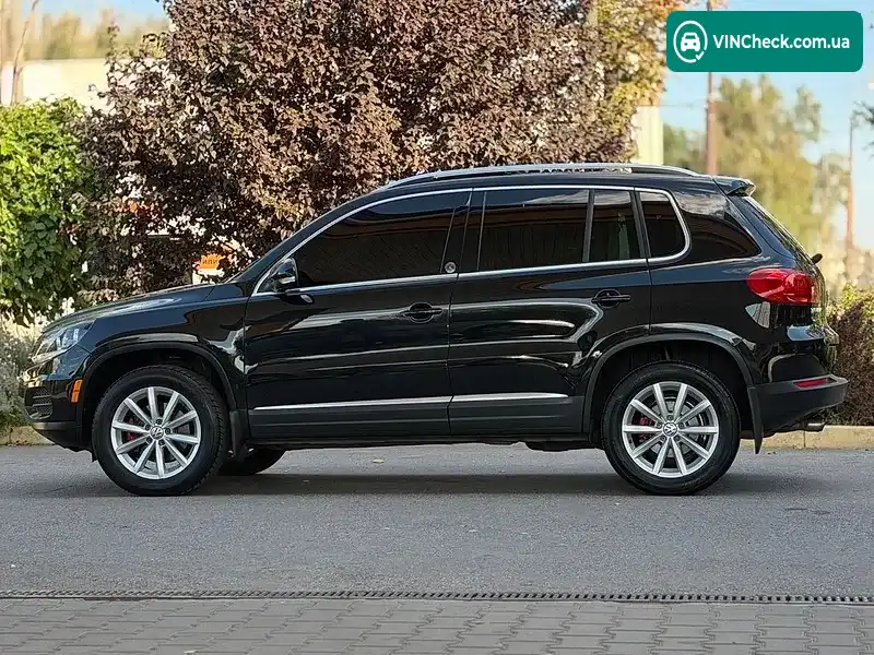 Volkswagen Tiguan 2016, фото з оголошення 2 з 20, VIN WVGSV7AX5HK004717