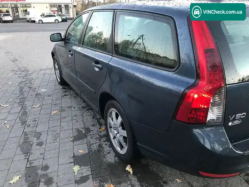 Volvo V50 2008, фото з оголошення 2 з 20, VIN YV1MW765292449654