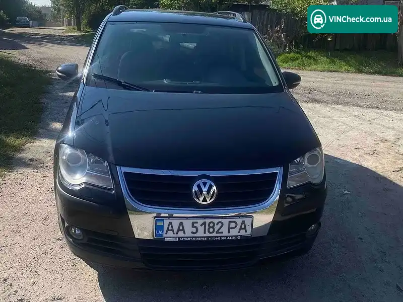 Volkswagen Touran 2010, фото з оголошення 1 з 19, VIN WVGZZZ1TZAW097696
