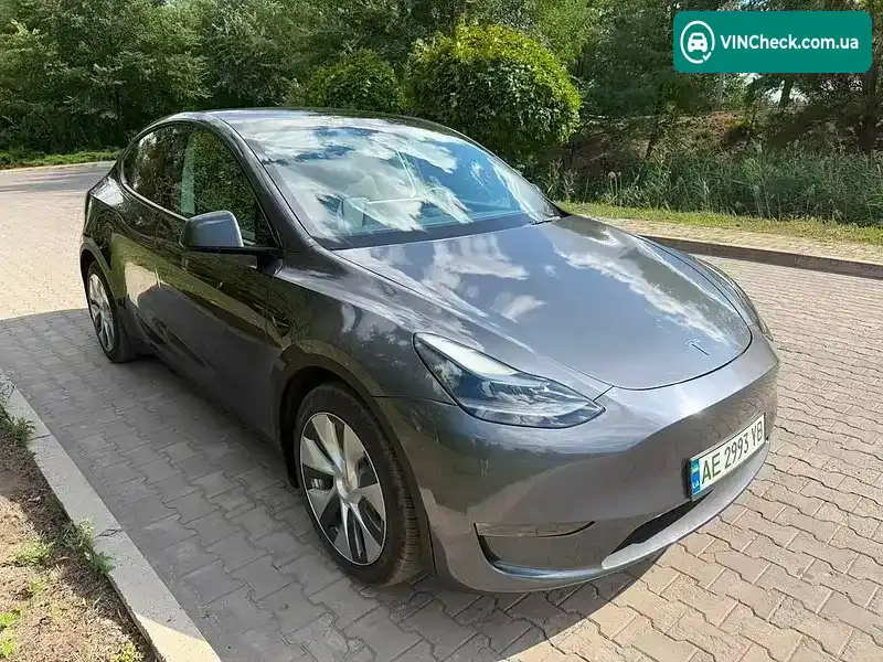 Tesla Model Y 2023, фото з оголошення 2 з 14, VIN 7SAYGAEE2PF927332