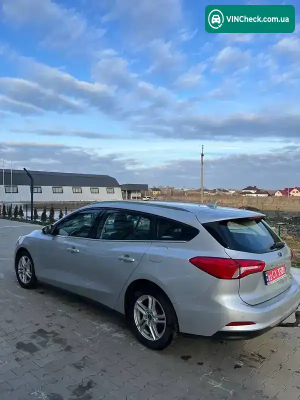 Ford Focus 2019, фото з оголошення 2 з 21, VIN WF0PXXGCHPKC28364