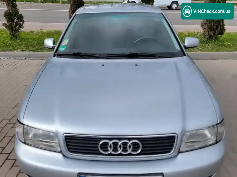 Audi A4 1996, фото з оголошення 1 з 17, VIN WAUZZZ8DZVA044087