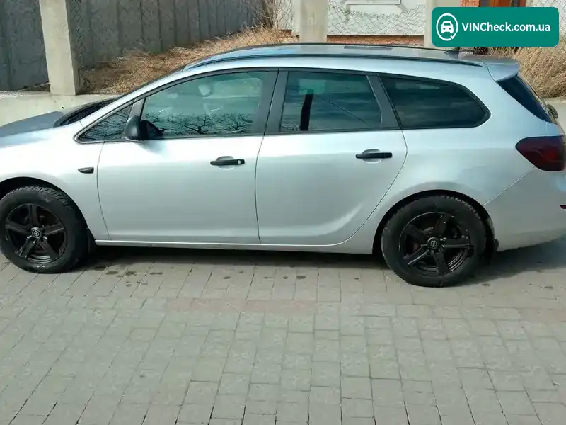 Opel Astra 2011, фото з оголошення 2 з 20, VIN W0LPD8EG7C8037316