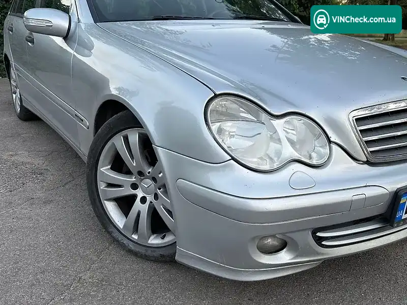 Mercedes-Benz C-Class 2005, фото з оголошення 1 з 10, VIN WDB2032461F750894