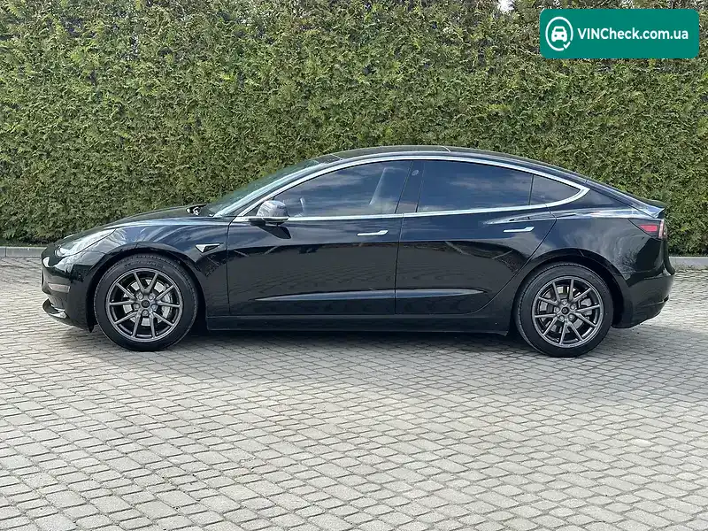 Tesla Model 3 2019, фото з оголошення 2 з 20, VIN 5YJ3E1EB0LF599728