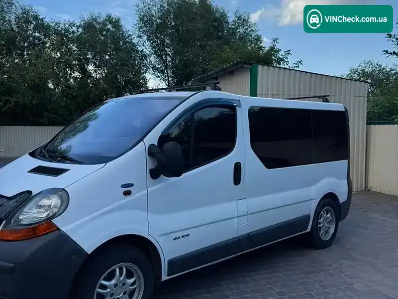 Renault Trafic 2005, фото з оголошення 2 з 12, VIN VF1FLACA65Y075694