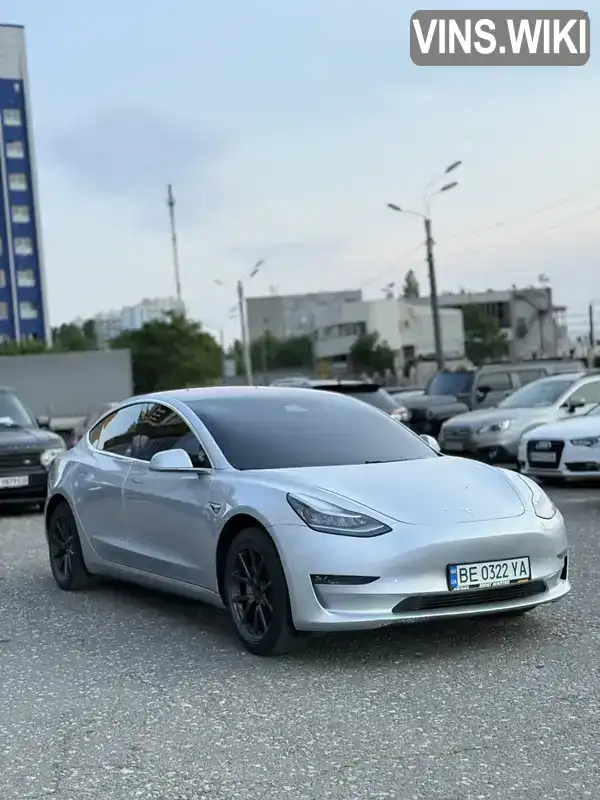 Tesla Model 3 2018, фото з оголошення 1 з 21, VIN 5YJ3E1EA7JF034834
