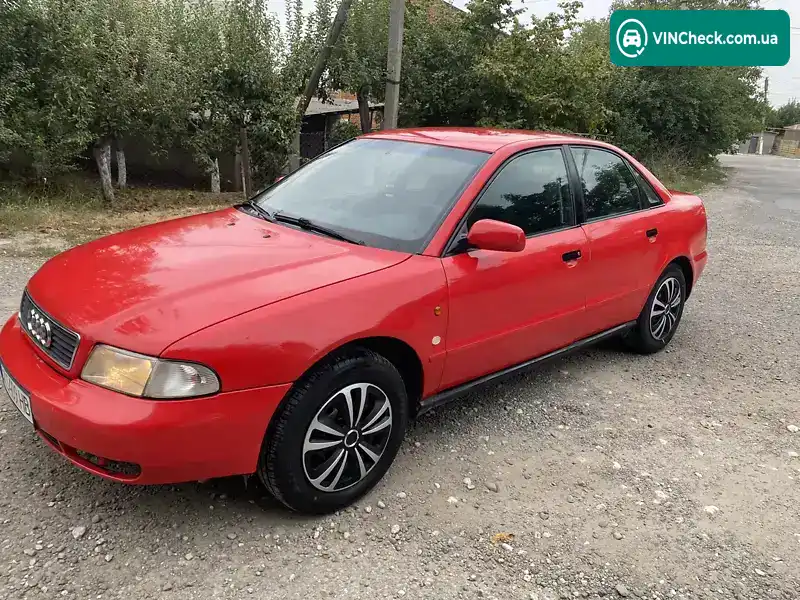 Audi A4 1996, фото з оголошення 1 з 16, VIN WAUZZZ8DZTA180718