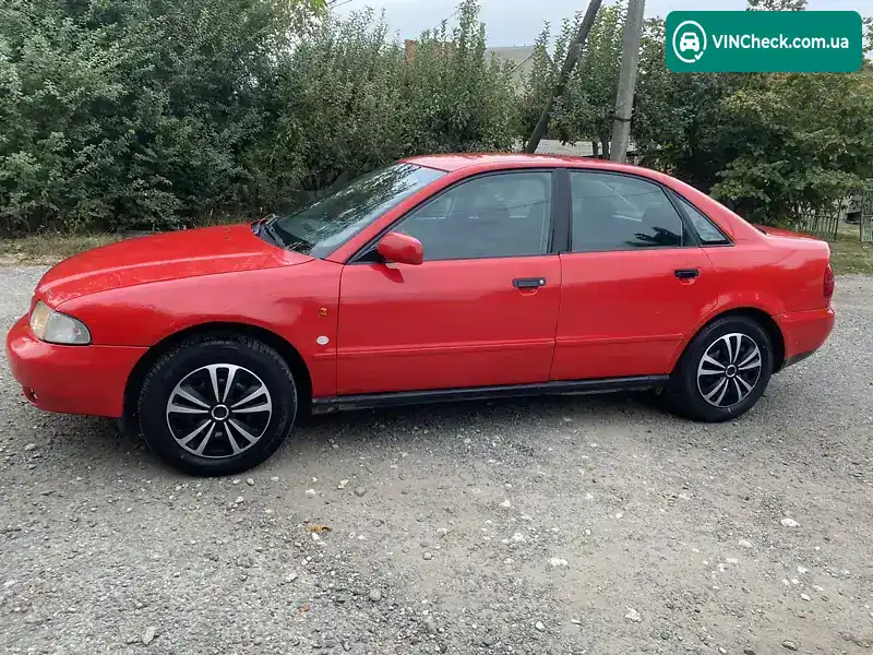 Audi A4 1996, фото з оголошення 2 з 16, VIN WAUZZZ8DZTA180718