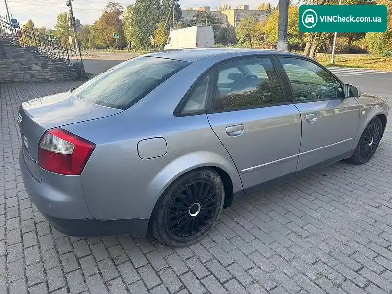 Audi A4 2002, фото з оголошення 2 з 20, VIN WAUZZZ8E73A111898