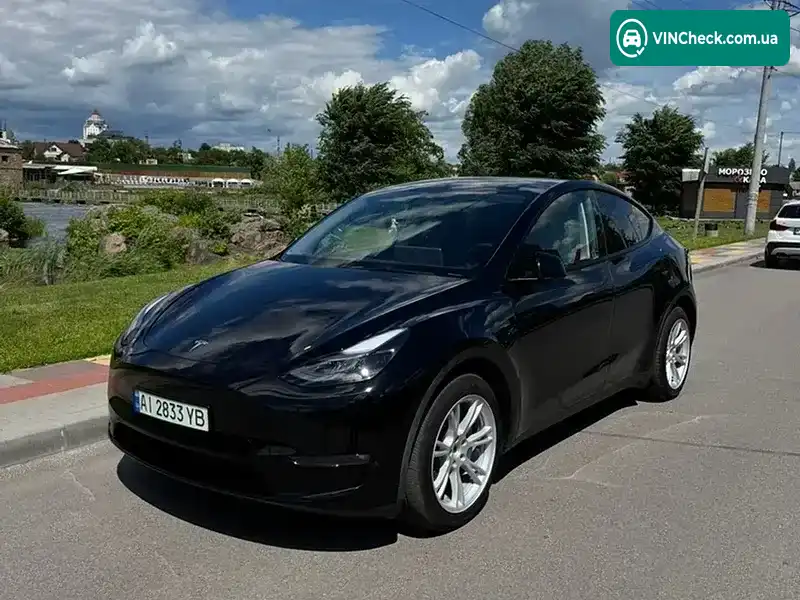 Tesla Model Y 2023, фото з оголошення 2 з 14, VIN 7SAYGDEE0PF937455