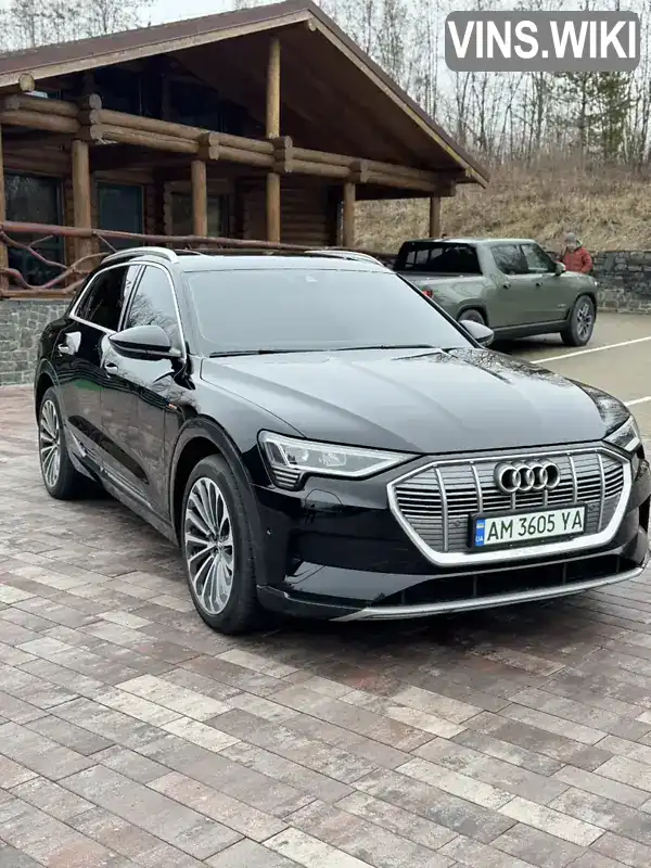 Audi e-tron 2019, фото з оголошення 1 з 10, VIN WAUZZZGE3LB001362
