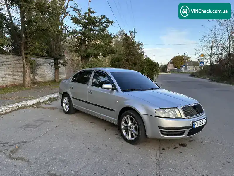 Skoda Superb 2004, фото з оголошення 1 з 8, VIN TMBCL23U259075204