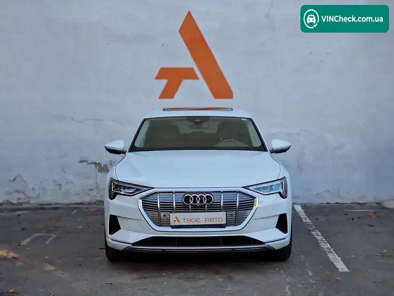 Audi e-tron 2020, фото з оголошення 2 з 20, VIN WA12ABGE4LB031838