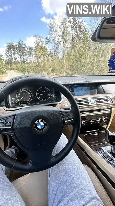 BMW 7 Series 2010, фото з оголошення 2 з 18, VIN WBAKM810X0CY77956