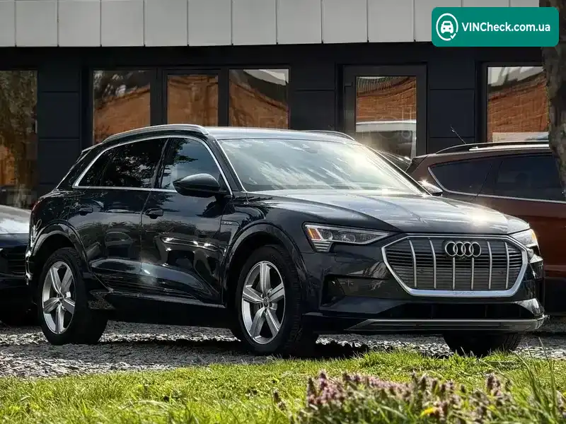 Audi e-tron 2019, фото з оголошення 1 з 20, VIN WA1LAAGE4KB024305