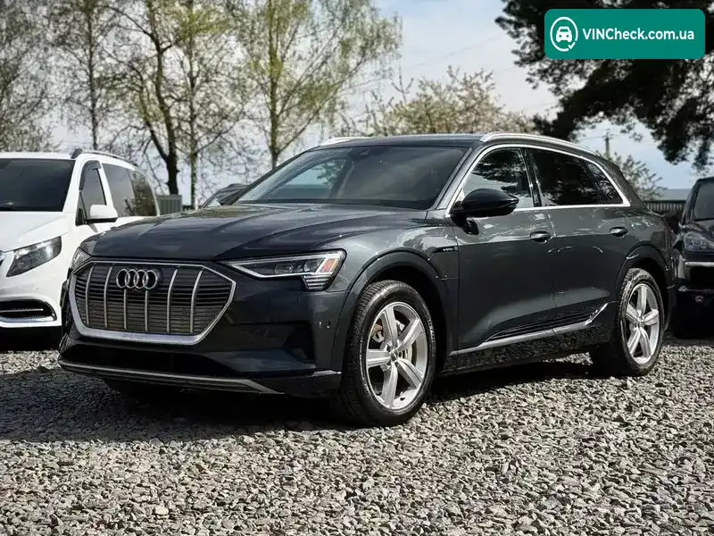 Audi e-tron 2019, фото з оголошення 2 з 20, VIN WA1LAAGE4KB024305